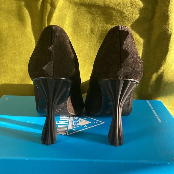 John Fluevog Venus pumps US 7 brand new in box - Picture 3 of 8